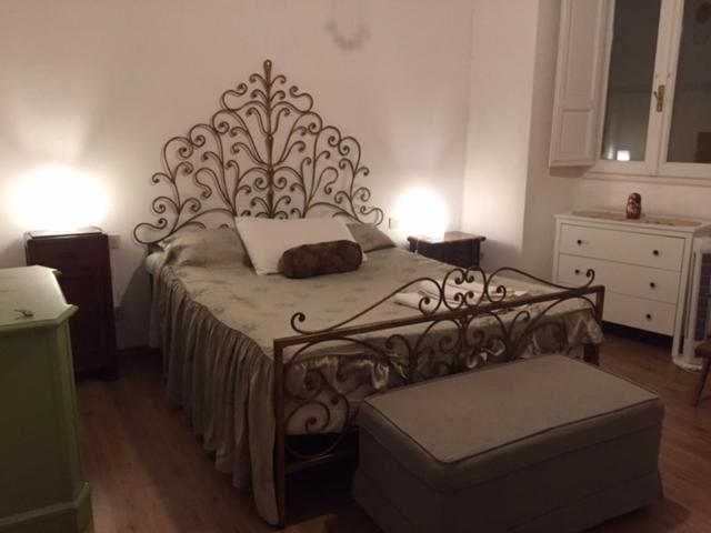 Double Large Room In Santo Spirito Oltrarno Florence Luaran gambar
